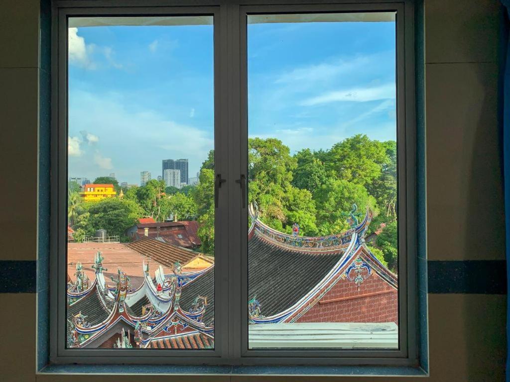 โรงแรมบูร์มะห์เทล จอร์จทาวน์ ภายนอก รูปภาพ